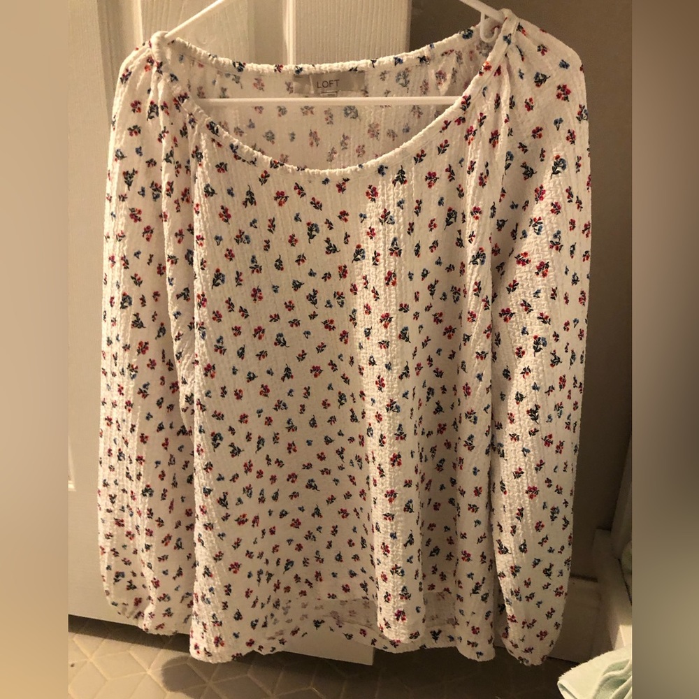 LOFT smocked white top with flowers size L